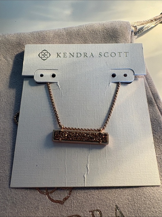 Kendra Scott Jewelry - Kendra Scott Leanor Necklace in Rose Gold Tone Drusy necklace